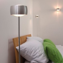 OLIGO LED Stehleuchte GRACE, Schirm und Fussplatte aluminium gebürstet, Stang chrom