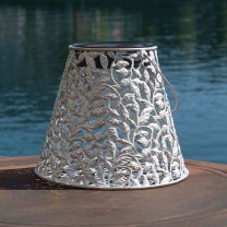 Solar Antic Lantern Rosy, 1LED warmweiss, 26x21cm, weiss Solar Antic Lantern Rosy, 1LED warmweiss, 26x21cm, weiss