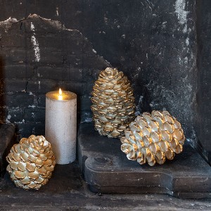 Pinecone Gold 28, gold finish, H28x18cm, Polyresin, indoor, gold,
