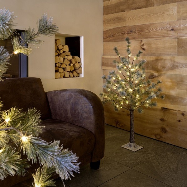 Pine needle tree 120
